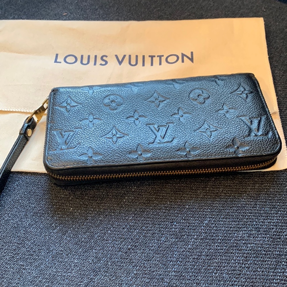 Authentic LV Zippy Wallet Monogram Empreinte